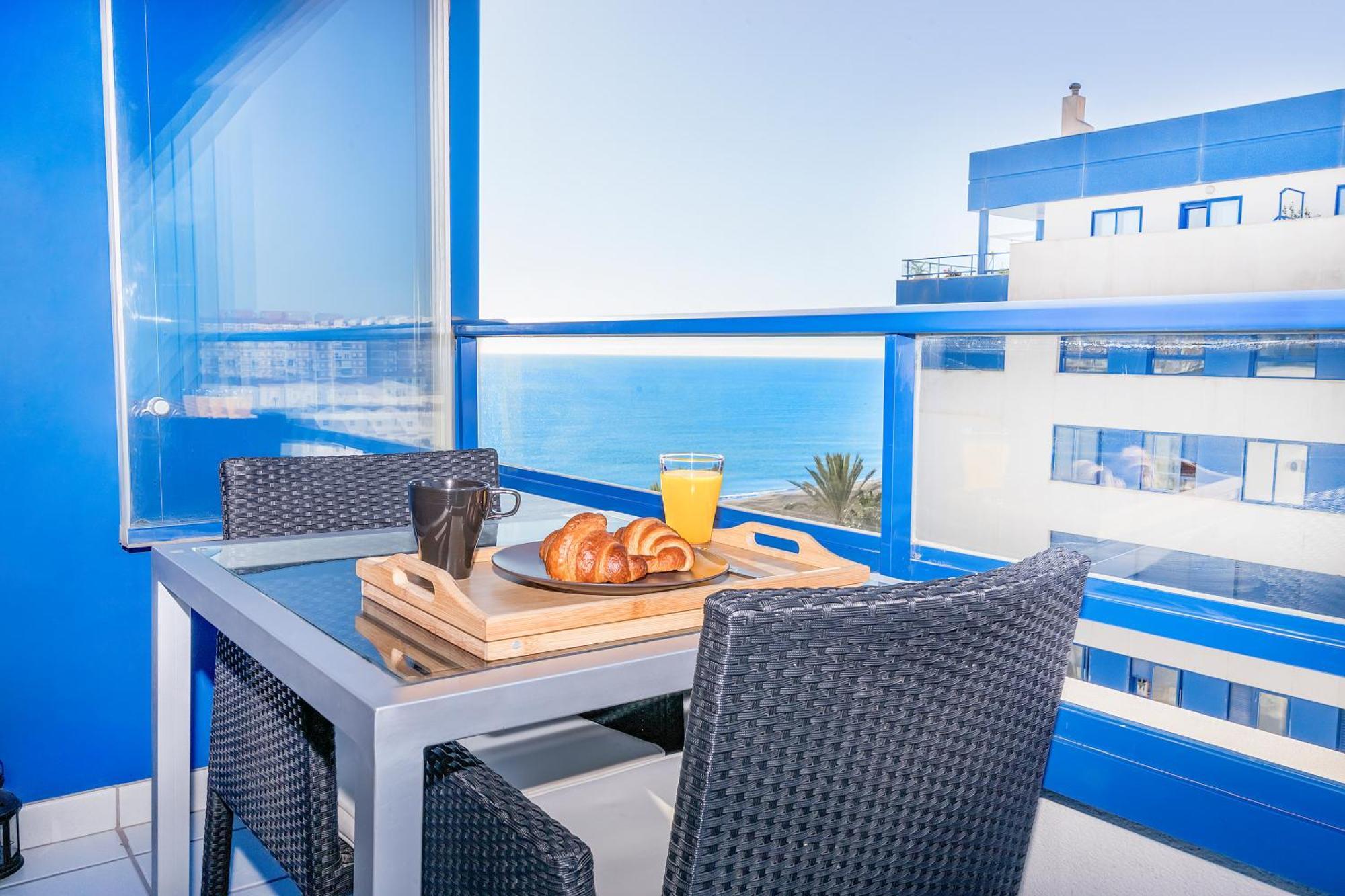 Bhost - Pacifico Lägenhet Málaga Exteriör bild